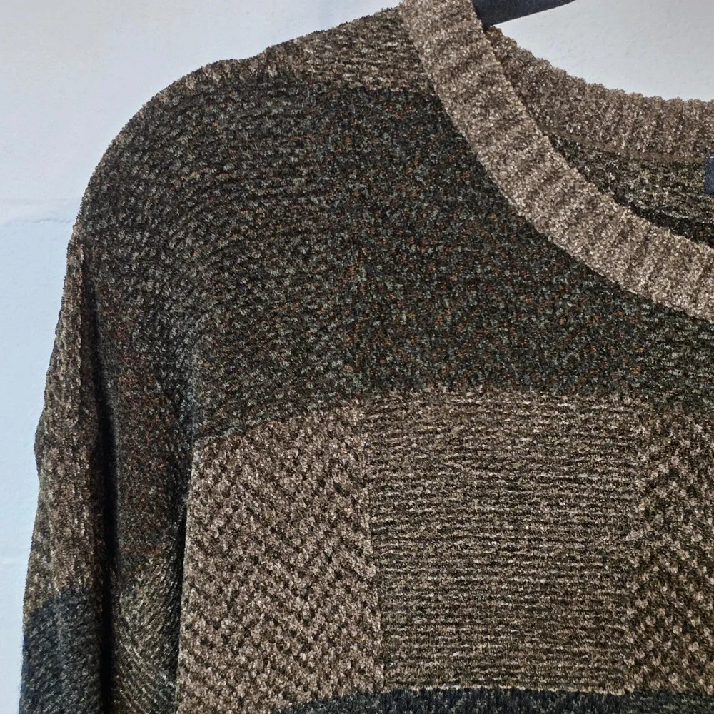 Vintage Consensus Sportswear Men's XL Plaid Patchwork‎ Crew Neck Sweater Soft